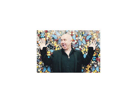 Tras negarse por décadas a exponer en la Tate Modern de Londres, porque ahí «exponían los muertos», el artista británico más cotizado y también el más controvertido tiene su primera retrospectiva en el templo del arte contemporáneo.