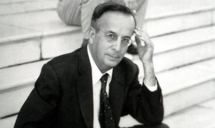 Eugenio Garza Sada: uno de los fundadores de la Cervecería Cuauhtémoc sentaron las bases industriales de Monterrey en 1890, un proyecto que con el paso de las décadas se transformaría en el conglomerado multinacional conocido como FEMSA. Eugenio Garza Sada: uno de los fundadores de la Cervecería Cuauhtémoc sentaron las bases industriales de Monterrey en 1890, un proyecto que con el paso de las décadas se transformaría en el conglomerado multinacional conocido como FEMSA.
