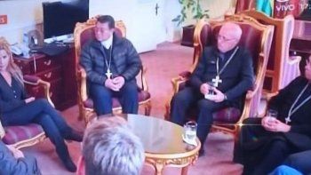 Jeanine Áñez reunida con representantes de la Iglesia boliviana antes de asumir la presidencia.