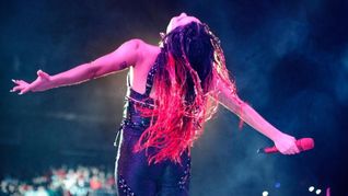 A pura sensualidad, Lali brilló en el Movistar Arena y anunció nueva fecha para diciembre