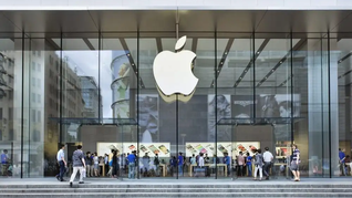 Este año, las regulaciones europeas obligaron a Apple a dar a otras compañías acceso al chip de hardware de pago por toque del iPhone