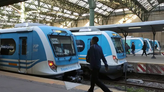 La medida de fuerza afectó las líneas Sarmiento, Roca, Mitre, Belgrano Sur, Belgrano Norte, San Martín y Urquiza.