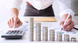 El Gobierno asegura la caja con un nuevo incremento de la recaudación tributaria.