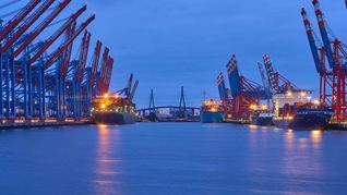 Exportaciones alemanas: Retrocedieron 0,8% en julio, su primera baja en cinco meses.