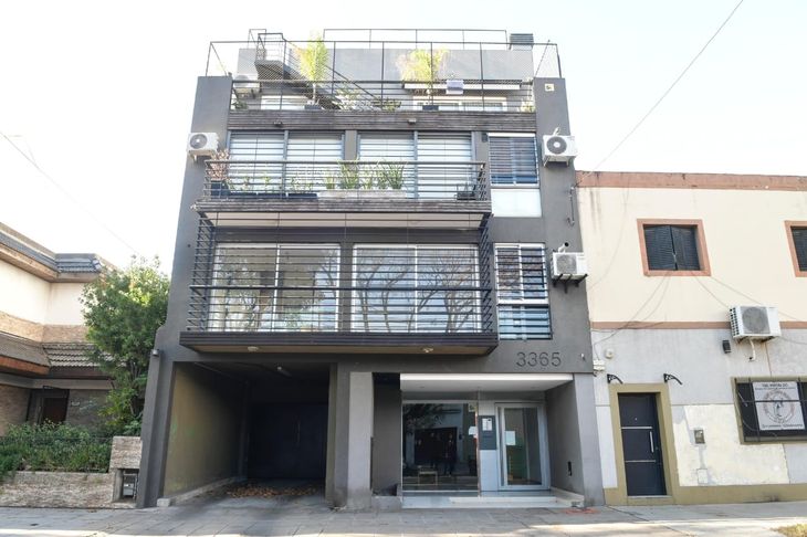 La fachada de uno de los inmuebles que se subastará. La fachada de uno de los inmuebles que se subastará.