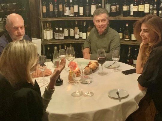 macri larreta parejas cumelen 2023.jpg