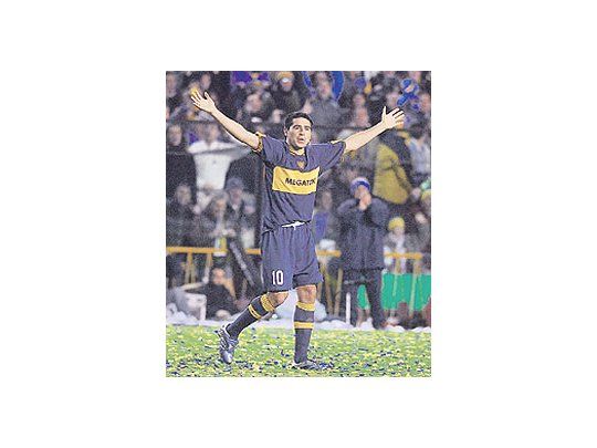 Juan Román Riquelme es pretendido por Murcia aunque enBoca aún sueñan con retenerlo.