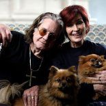 Ozzy Osbourne y su esposa Sharon. Ozzy Osbourne y su esposa Sharon.