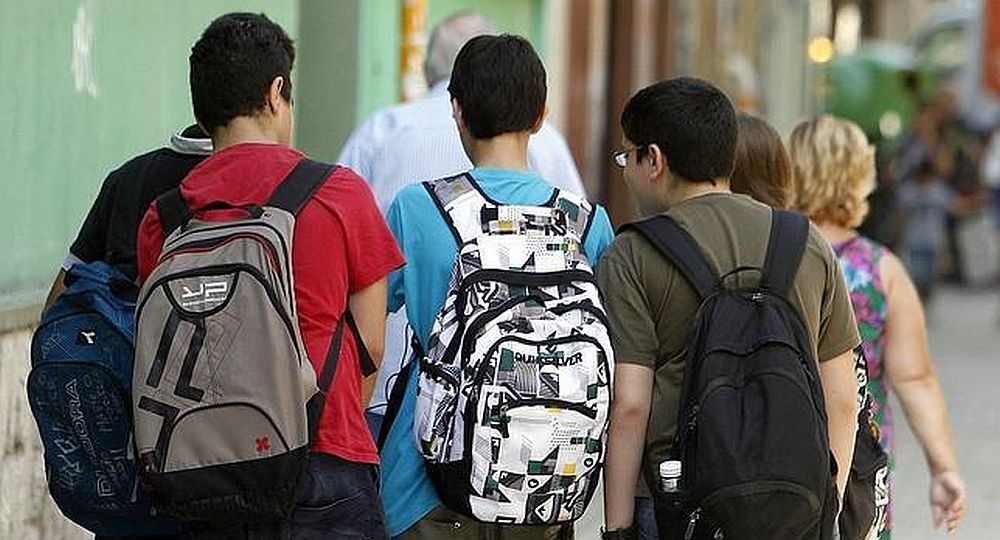 The needs of young people today: how to accompany them in their development within society.