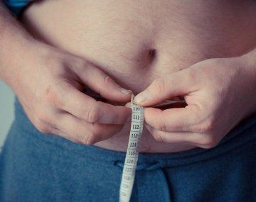 Las empresas farmacéuticas estuvieron compitiendo para ser las primeras en lanzar una píldora más simple. Las empresas farmacéuticas estuvieron compitiendo para ser las primeras en lanzar una píldora más simple.