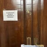 Villarruel fajó un despacho usurpado y se desató un escándalo. Villarruel fajó un despacho usurpado y se desató un escándalo.