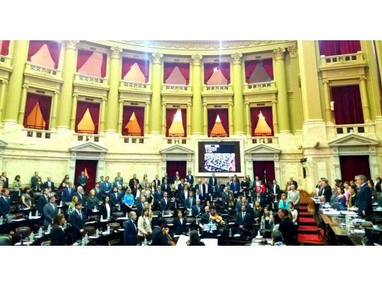 Cambiemos decidió no dejar caer la sesión especial que ya tenía prevista y el debate fue convocado con un temario que incluyó proyectos menores.