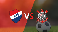 corinthians le esta ganando a nacional (p) en el estadio defensores del chaco