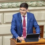 Maximiliano Pullaro le hablará a la Legislatura de Santa Fe. Maximiliano Pullaro le hablará a la Legislatura de Santa Fe.