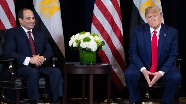 Donald Trump con el presidente Egipcio Abdel Fattah al-Sisi en una foto de 2019. Este lunes las caras sin dudas serán otras.