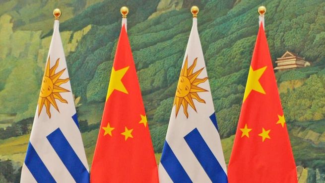 China y Uruguay firmaron 24 tratados y memorándums en materia de cooperación entre ambos países.