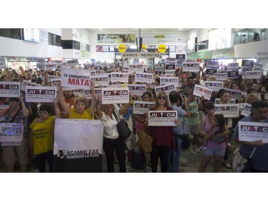 Familiares de las víctimas de Once pidieron que los responsables estén tras las rejas
