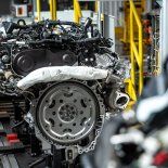 La industria atraviesa una profunda crisis. La industria atraviesa una profunda crisis.