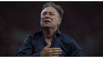 Holan se va de Independiente.