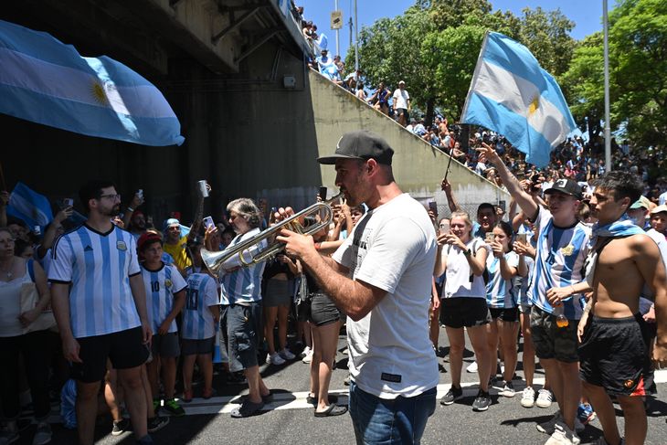 20-12-2022_decenas_de_familias_y_grupos (2).jpg