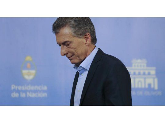 El Presidente echó mano a una comparación climática para describir la situación económica del país. De la turbulencia cambiaria a la tormenta nos sacudió cuando estábamos despegando.