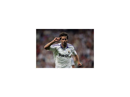 Ruud Van Nistelrooy suma, con este tanto, 50 conquistas en la competición.