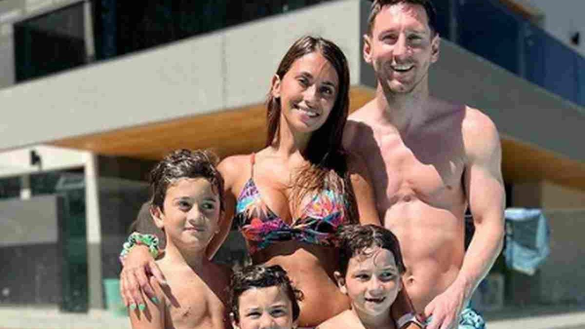 Messi passed the Covid-19 and left for Paris with his family