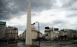 Para la tarde-noche se esperan tormentas aisladas. Para la tarde-noche se esperan tormentas aisladas.