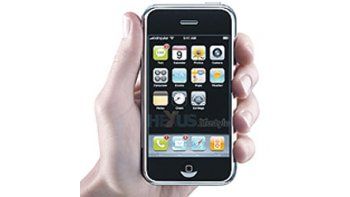 ámbito.com | El iPhone deApple. Se traedel exterior yse acude a un«cracker» quelo habilitapara serusado con«chips»locales.