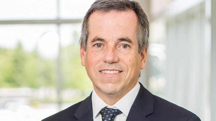 “Creo que la Argentina y el sector privado tenemos un desafío conjunto: desarrollar la competitividad argentina para crecer y, al mismo tiempo, insertarnos de manera proactiva en el mundo, generando un crecimiento sostenible a largo plazo”, afirmó Salinas en diálogo con Ámbito.