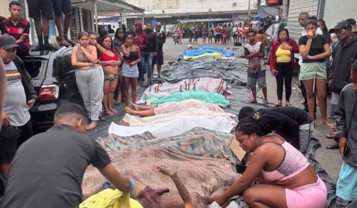 Entre los muertos incluso figuran efectivos de seguridad. Entre los muertos incluso figuran efectivos de seguridad.