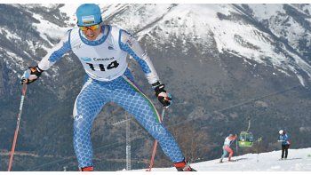 ámbito.com | Ganador. Marco Del Farro se impuso en la prueba de esquí de fondo persecución sprint, en la distancia 10km, realizada en el Cerro Catedral.