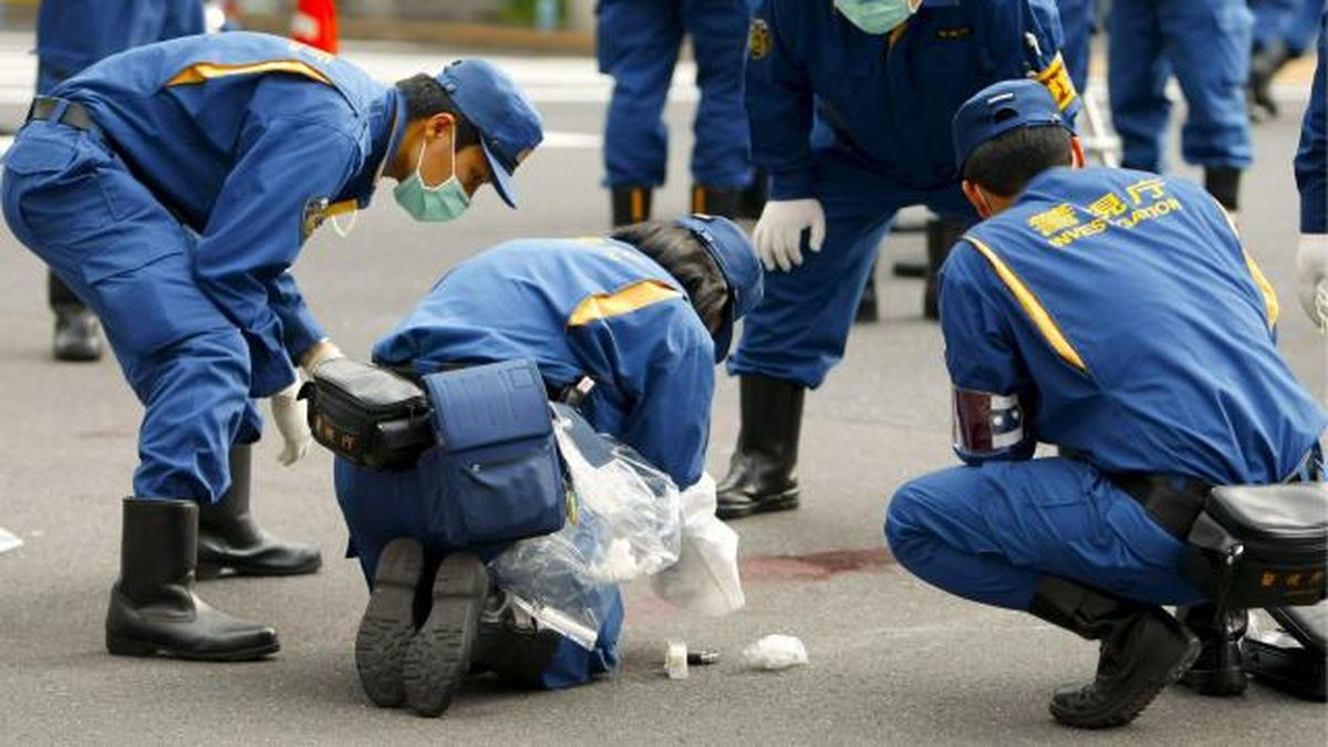 Japan executes man convicted of stabbing 7 people in 2008 Japan executes man convicted of stabbing 7 people in 2008