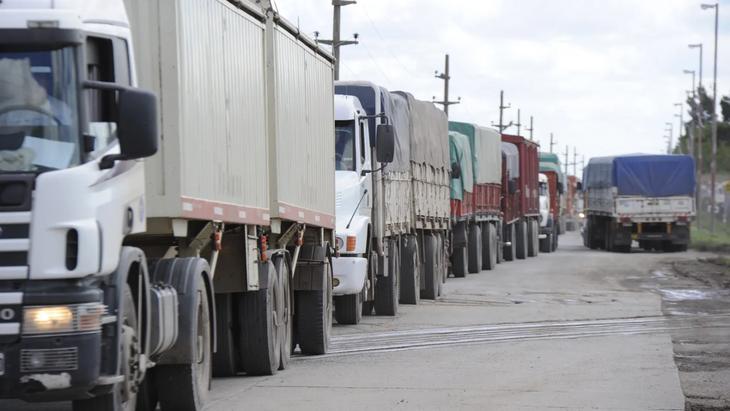 El gremio de Camioneros es uno de los más fuertes del país, y de referencia para el resto de los gremios