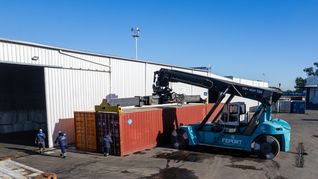 Las importaciones de febrero fueron las más bajas en 22 meses en dólares corrientes. Las importaciones de febrero fueron las más bajas en 22 meses en dólares corrientes.