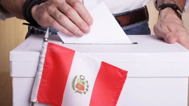 Más de 52.000 ciudadanos votaron este lunes en Perú﻿.