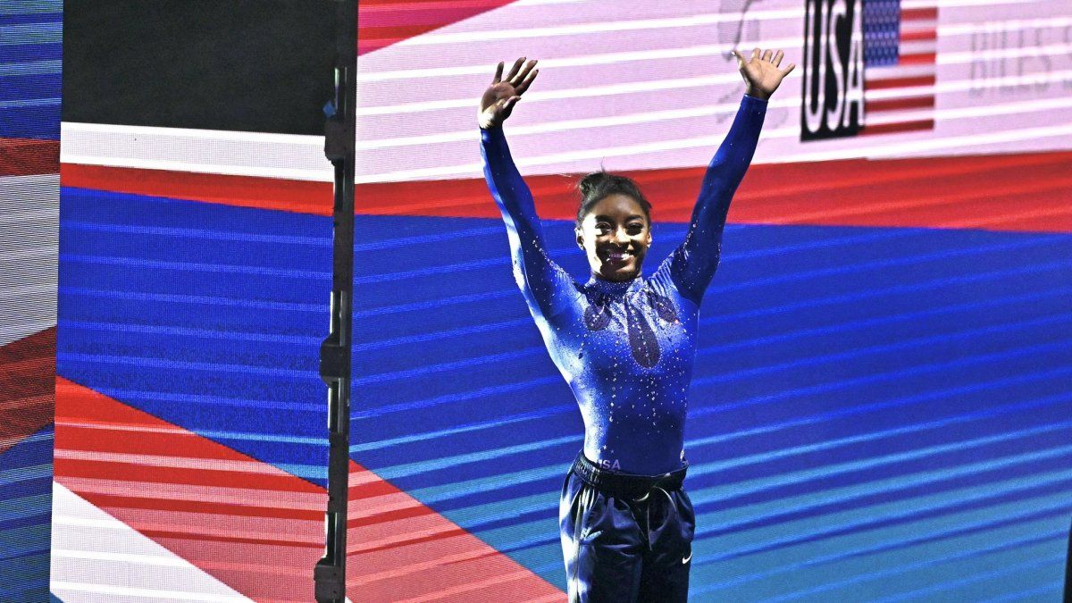 Biles and a colossal return less than a year before the Olympic Games