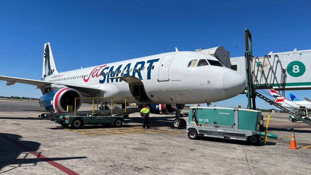 Vuelo directo Buenos Aires-Asunción: JetSmart inauguró la ruta low cost hacia la capital paraguaya