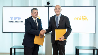 Horacio Marín, presidente de YPF, y Claudio Descalzi, CEO de Eni Horacio Marín, presidente de YPF, y Claudio Descalzi, CEO de Eni