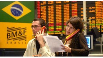 tension politica en brasil provoco colapso en mercados: real y bovespa cayeron hasta 4%
