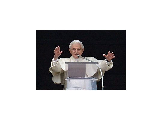 El último Ángelus de Benedicto XVI.