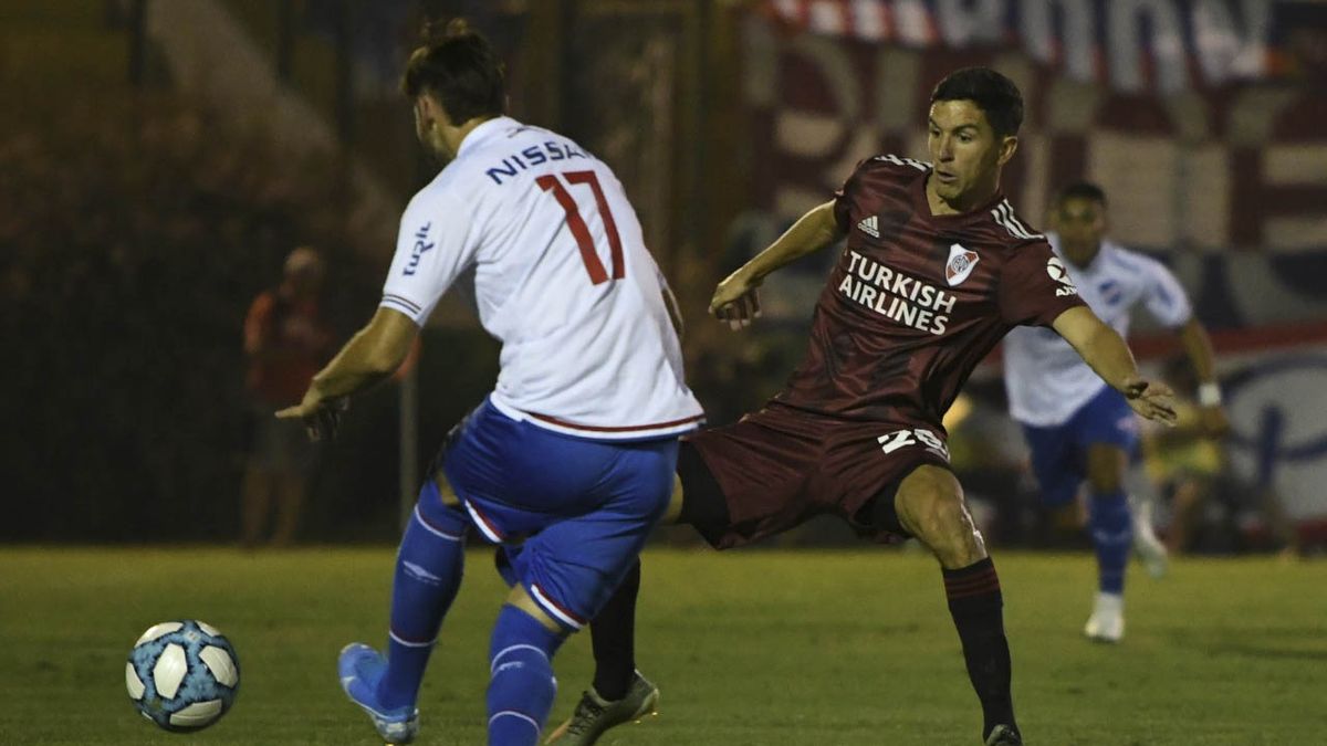 Racing empató ante Racing de Montevideo, por un amistoso: penal