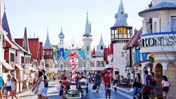 cuatro parques tematicos para visitar el fin de semana largo