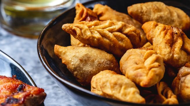 El truco que permite sacar el olor a frito de la cocina con dos elementos.