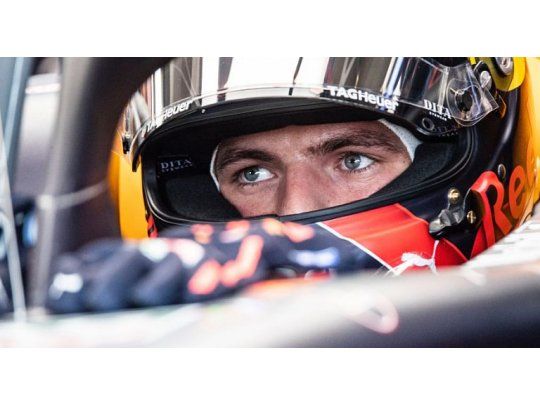 Ojos que tiran fuego. Max Verstappen está furioso con el extenso calendario de la Fórmula 1. 
