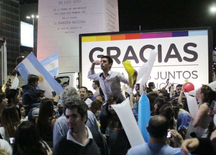 Celebración de Cambiemos en plena Av. 9 de Julio.