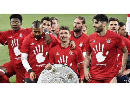 Bayern Munich cerró sus heridas con un histórico título local