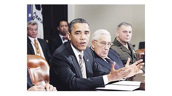 REAPARECIÓ KISSINGER Y LO ACUSAN