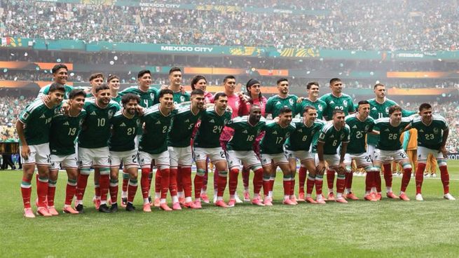 Ante su gente, México ganó y es puntero en la Zona A.