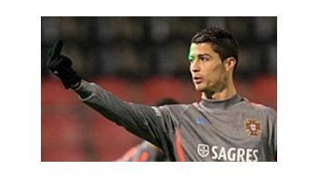 Ronaldo no soportó más a los fanáticos de Messi.